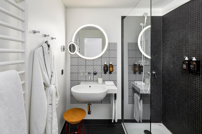 Bathroom 3