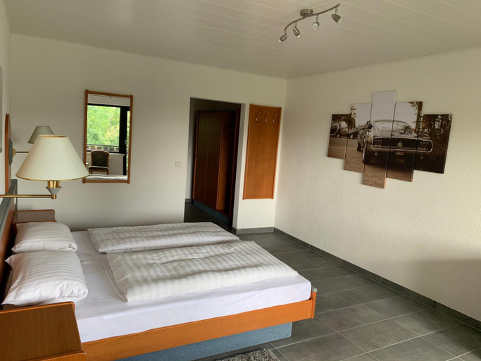 Bedroom 4, Kubacher Hof, Limburg-Weilburg