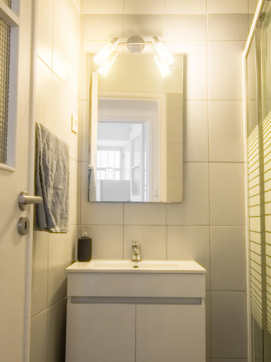 Bathroom 4, Alagoa Terrace Guesthouse, Faro