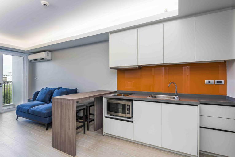 Dining Room 11