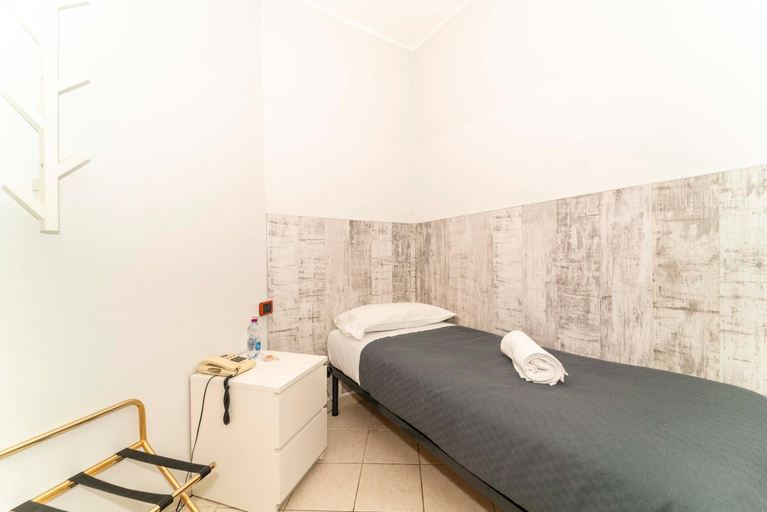 Bedroom 15
