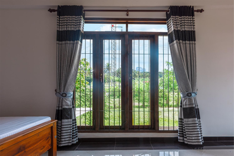Others 4, Gold Crown Residence, Dambulla