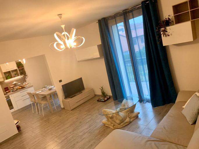 Others 5, B&B Nearby Malpensa, Varese