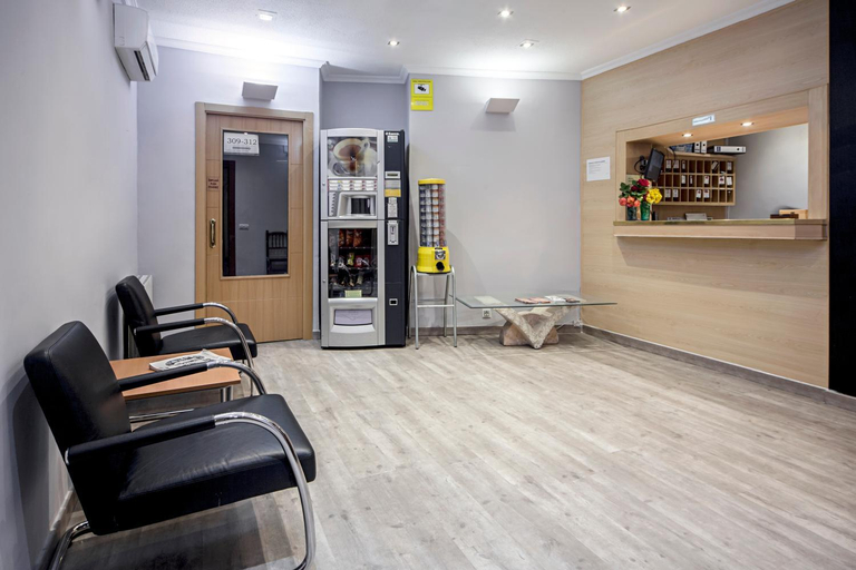 Public Area, Hostal Inter Plaza Mayor, Madrid