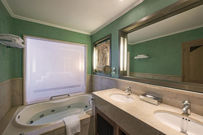 Bathroom 4, Iberostar Paraiso Maya, Cozumel