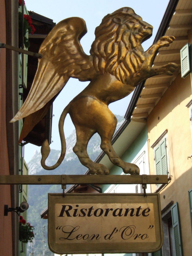 Food & Drinks 2, Appartamenti LEON D'ORO, Trento