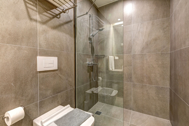 Bathroom 4, White Olive Elite Laganas - All Inclusive, Ionian Islands