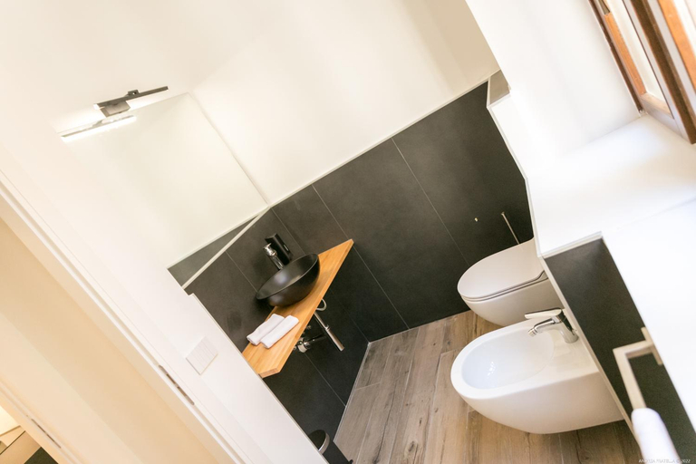 Bathroom 3, Luxury Apartment Muse 1 & 2, Trento