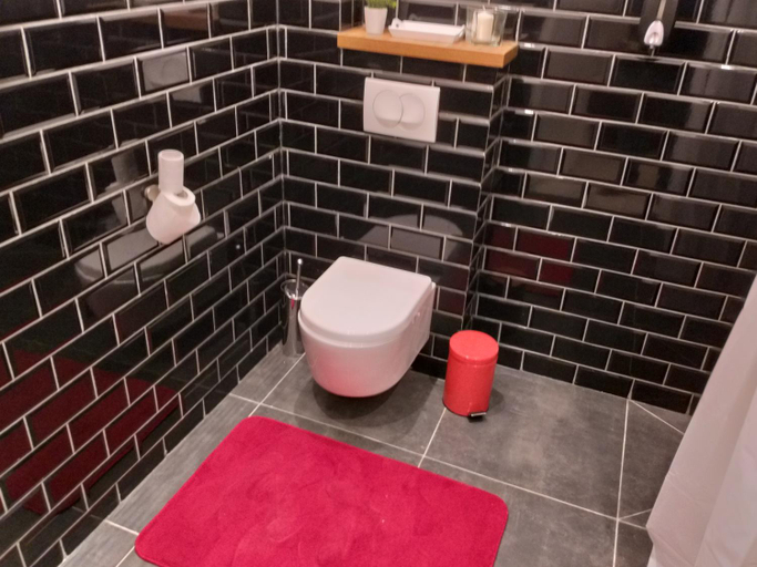 Bathroom 3, Willa Sudecka, Racibórz