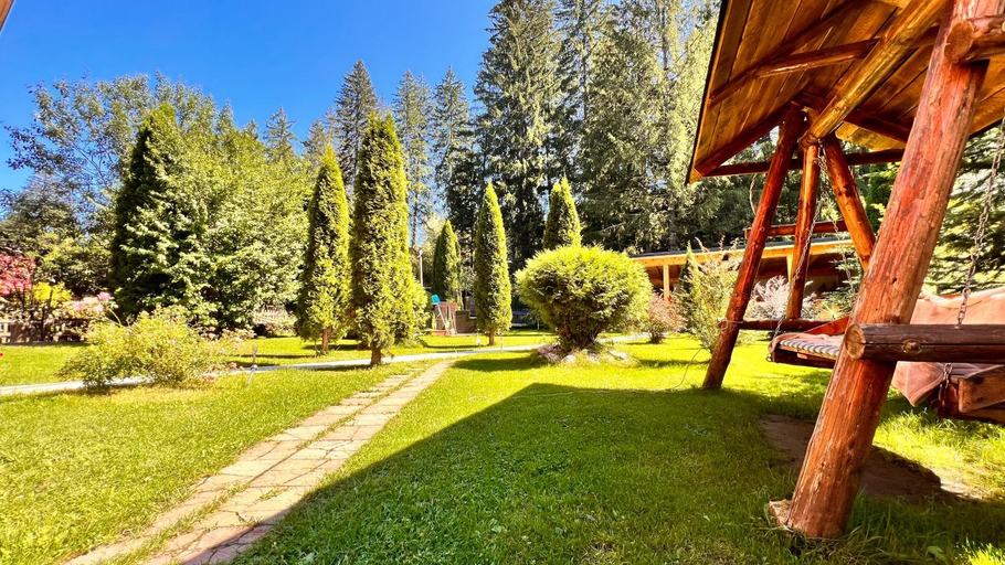 Garden 5, Top Mountain, Brasov