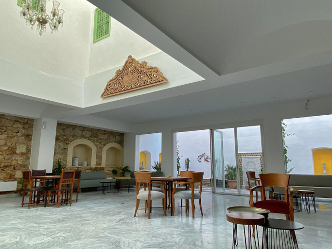 Food & Drinks 5, Dar El Kif La Marsa, La Marsa