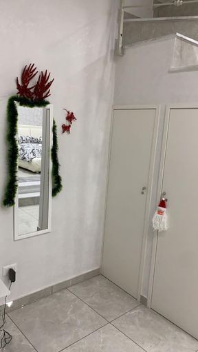 Bathroom 2, Suite Limatola, Napoli