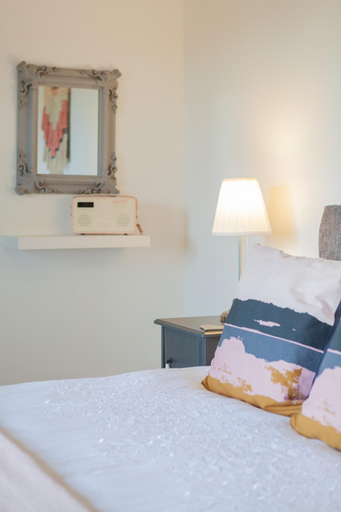 Bedroom 2, Duneden Cottage and Grounds, Antrim and Newtownabbey