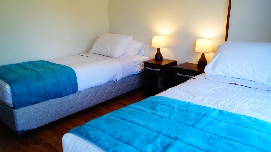 Others 5, Haiken Hostal, Magallanes