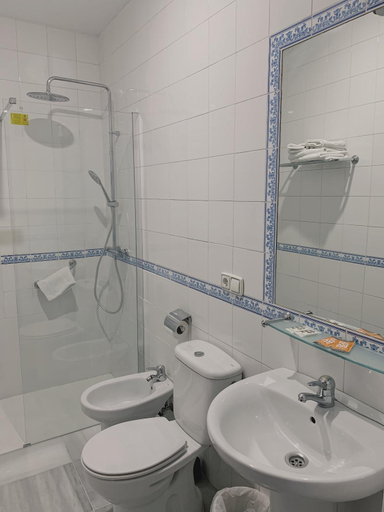 Bathroom 4, Hotel Doña Blanca, Sevilla