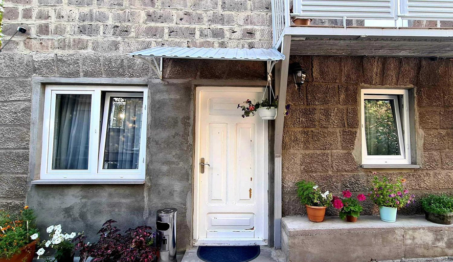 Others 2, Central Guesthouse Gyumri