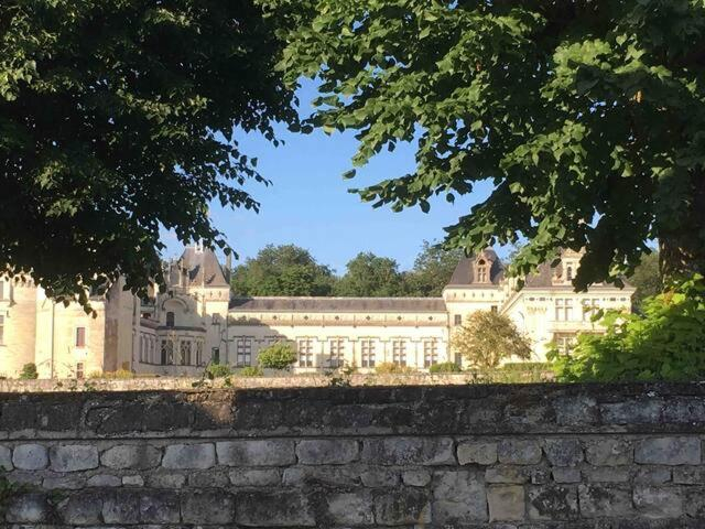 Others 4, Aupres du chateau, Maine-et-Loire