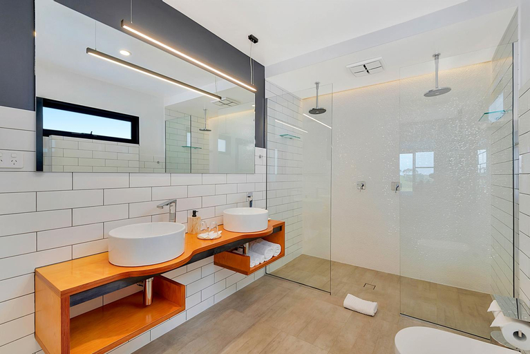 Bathroom 5