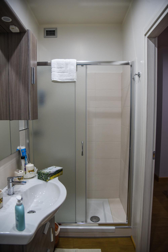 Bathroom 2, Margherita 2.0, Cosenza