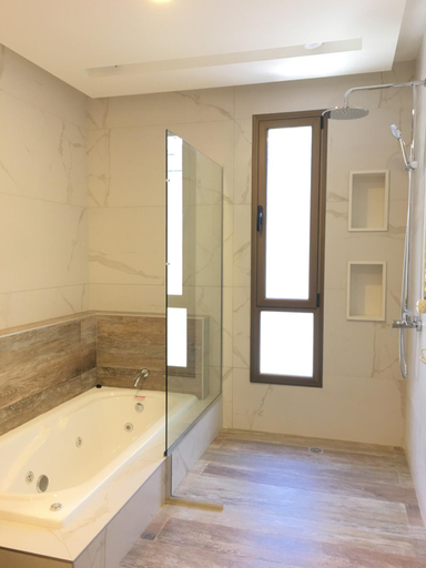 Bathroom 3, Portal del Callvu, Azul