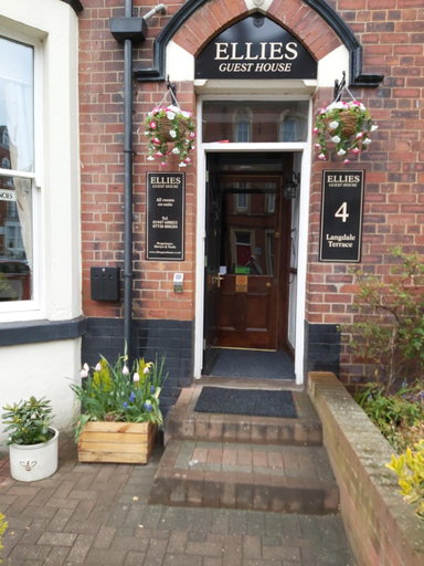 Exterior view, Ellies Guest House, North Yorkshire