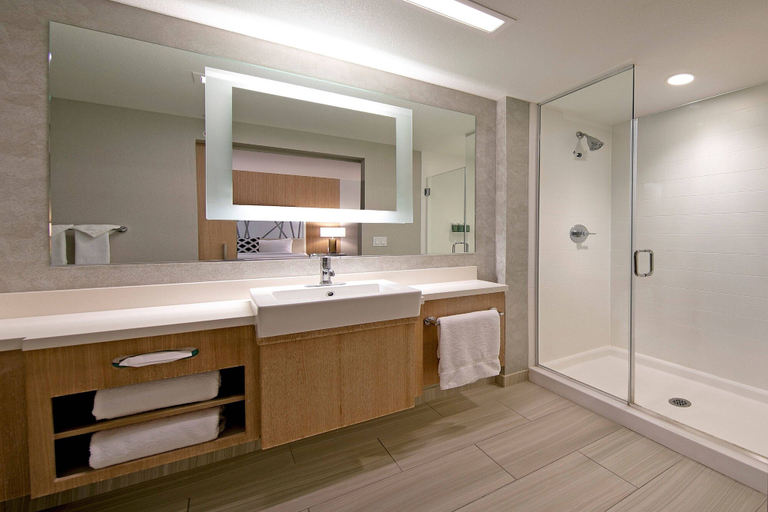 Bathroom 4, Springhill Suites by Marriott Paso Robles Atascadero, San Luis Obispo