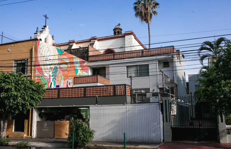 Others 5, Casa Matia, Guadalajara