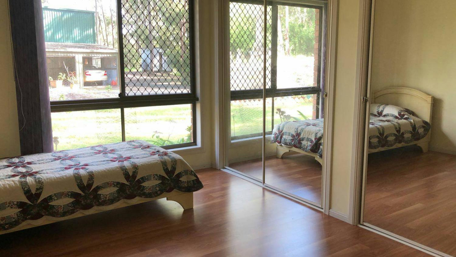 Bedroom 4, Springwood meditation vacation center, Springwood