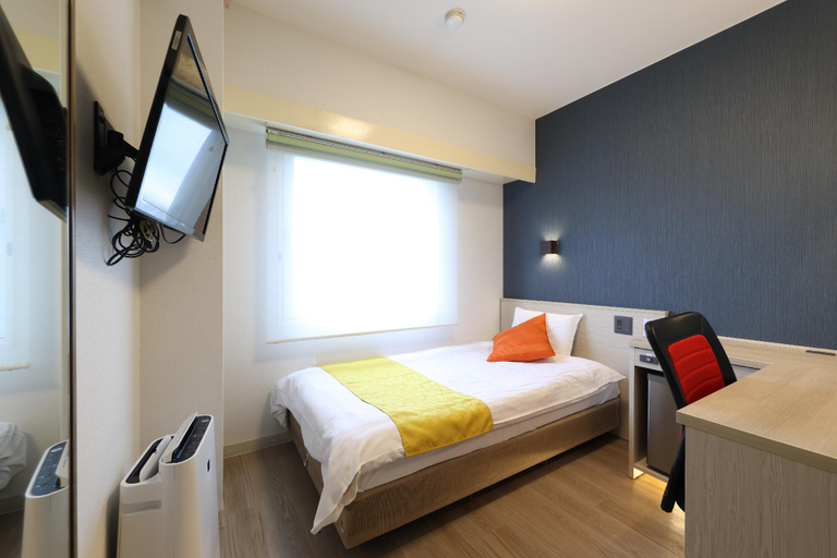 Bedroom 2, Hotel Van Cornell, Higashihiroshima