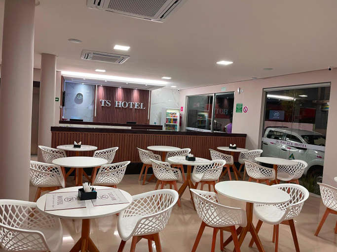 Food & Drinks 4, TS HOTEL, Porteirinha