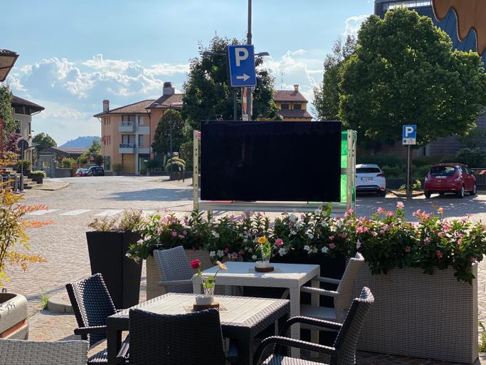 Others 4, Hotel Riviera, Udine
