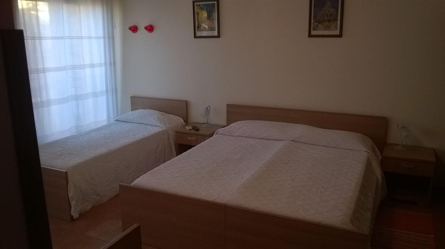 Others 3, Matteotti B&B, Agrigento