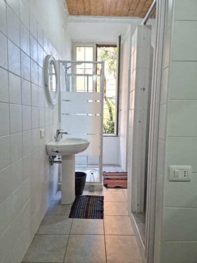 Bathroom 3, SUNSHINE HOSTEL, Rome