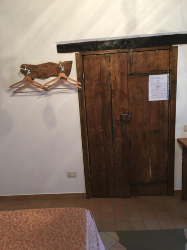 Bedroom 2, Il Cortile del Castello, Rome