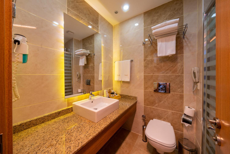 Bathroom 5, Sundia By Liberty Oludeniz, Fethiye