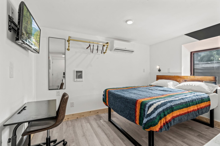 Bedroom 10