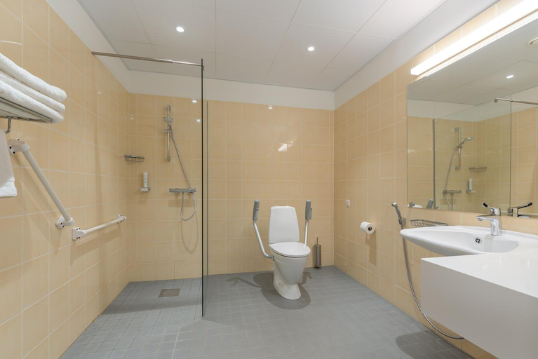 Bathroom 4, Art Hotel Pallas by Tartuhotels, Tartu