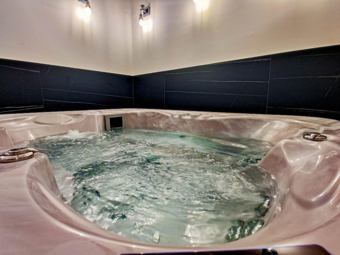 Sport & Beauty 2, Bahus Inn, Belgrade