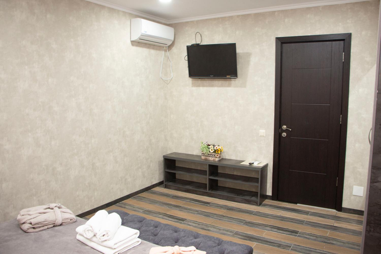 Bedroom 2, Batumi West Hotel, Batumi