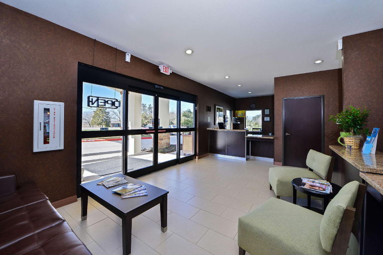 Public Area 2, Americas Best Value Inn & Suites Cuero, Dewitt