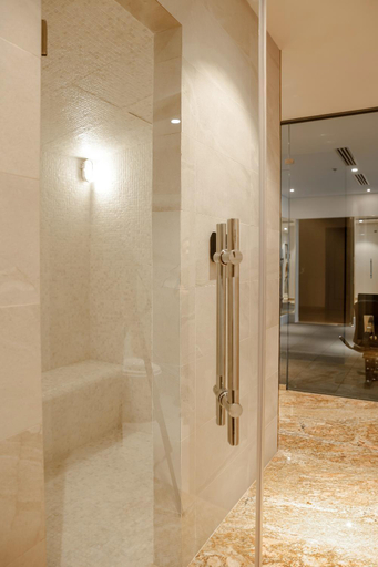 Bathroom 5, DHTS Business Hotel & Apartment, Phú Nhuận