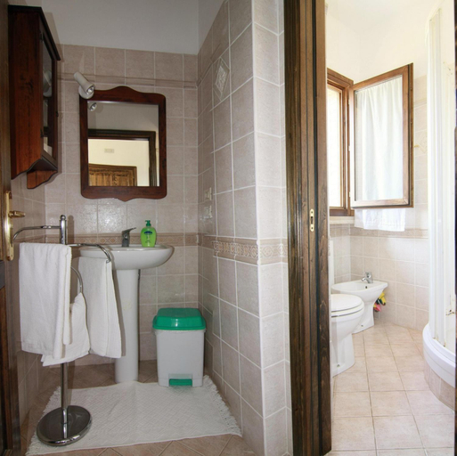 Bathroom 2, Agriturismo La Steccaia Alta, Grosseto