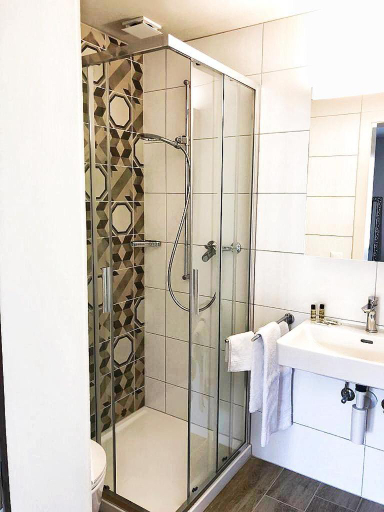 Bathroom 2, Hotel pas de Cheville, Conthey