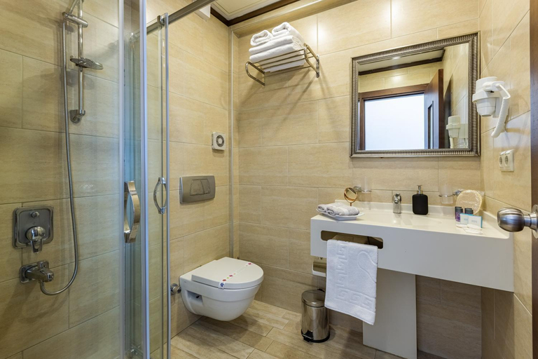 Bathroom, MENAR HOTEL&SUITES -Old City Sultanahmet, Fatih