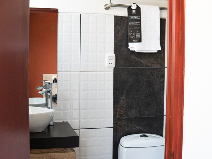 Bathroom 4, Rua Hoteles - Talara, Talara