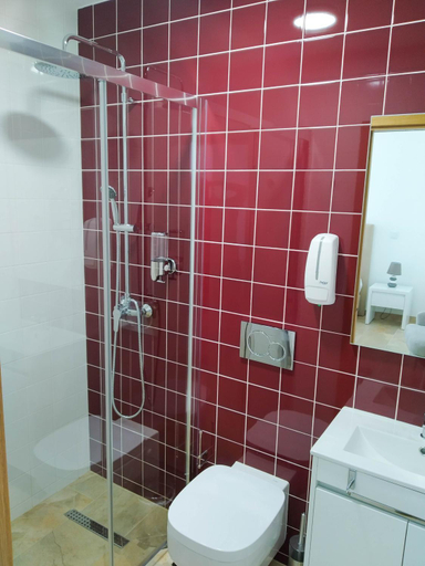 Bathroom 3, Moinho Real, Pombal