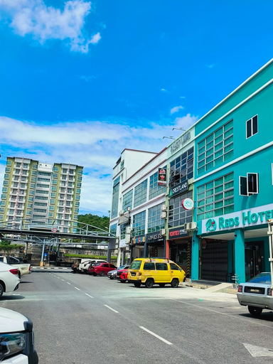 Exterior & Views 2, Red's Hotel, Bintulu