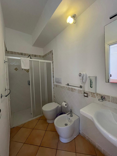 Bathroom 2, Suite De Pasquale Lipari, Messina