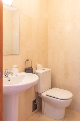 Bathroom 4, CASA LAURA VISTA LOBOS - spacious Villa with heatable pool and sea views, Las Palmas