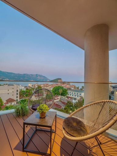 Others 4, One bedroom apartment-Sea&Old Town view